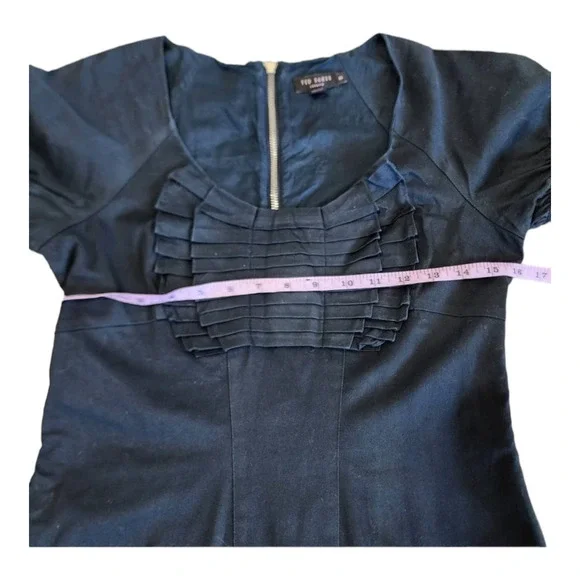 TED BAKER Pleated Pencil Dress Black Short Sleeve Knee Length Womens size 3 m